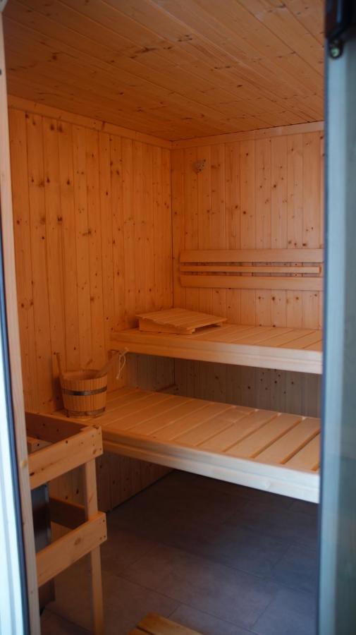 Ferienwohnung Burgblick Im Neuffener Tal Mit Sauna Und Wallbox Frickenhausen  エクステリア 写真