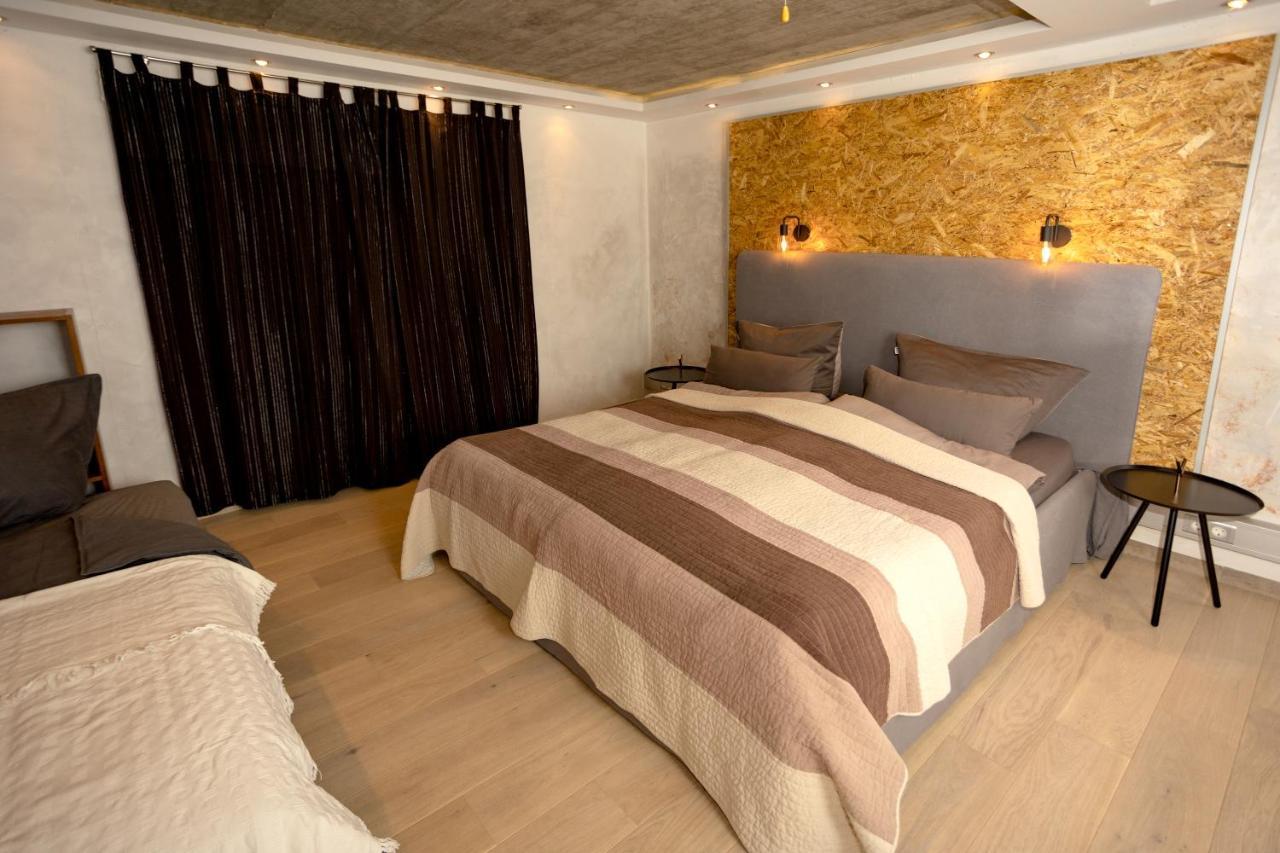 Ferienwohnung Burgblick Im Neuffener Tal Mit Sauna Und Wallbox Frickenhausen  エクステリア 写真