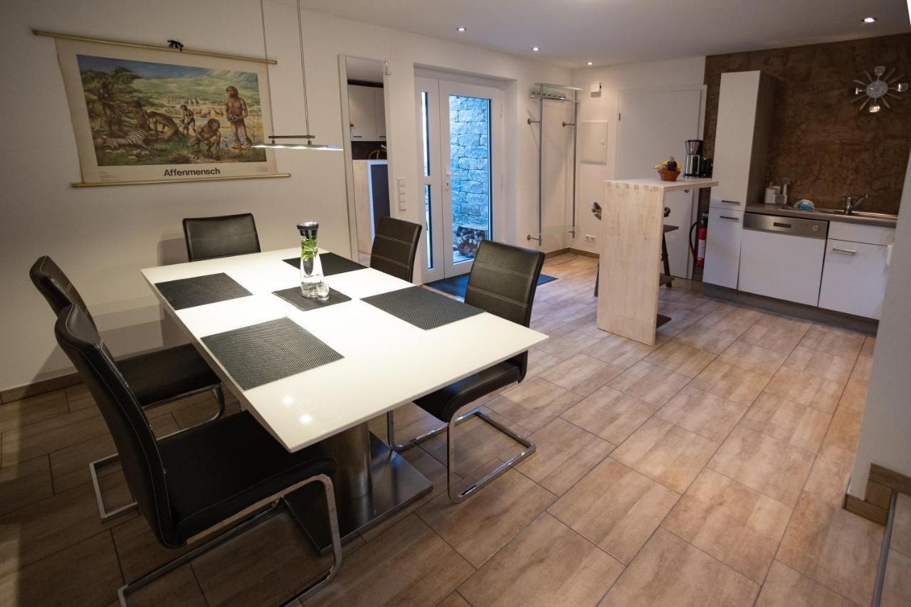 Ferienwohnung Burgblick Im Neuffener Tal Mit Sauna Und Wallbox Frickenhausen  エクステリア 写真